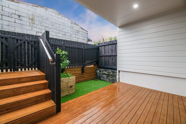 Photo of property in 5/29 Tudor Road, Henderson, Auckland, 0610