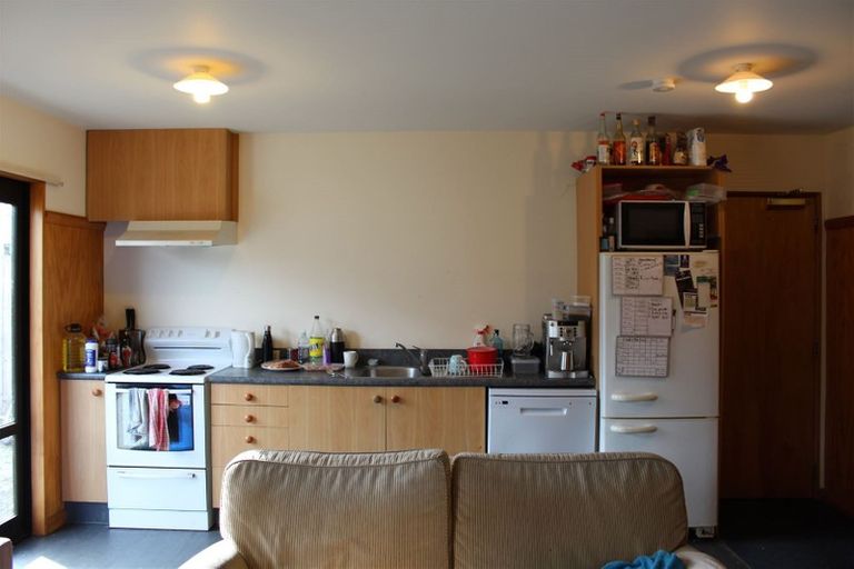 Photo of property in 2c Forth Street, North Dunedin, Dunedin, 9016