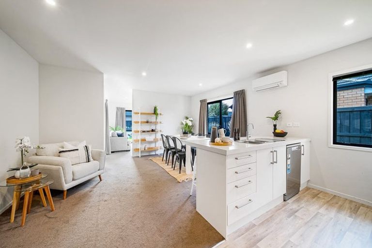 Photo of property in 32 Wallingford Crescent, Rolleston, 7615