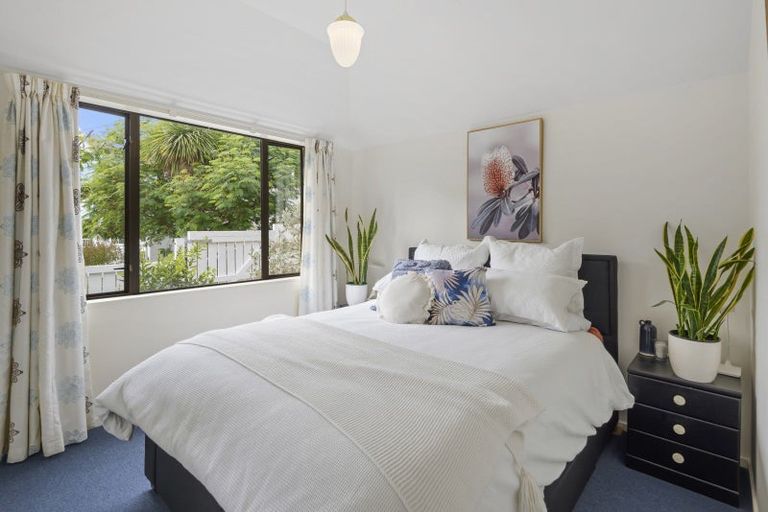 Photo of property in 13a Parau Avenue, Diamond Harbour, 8972