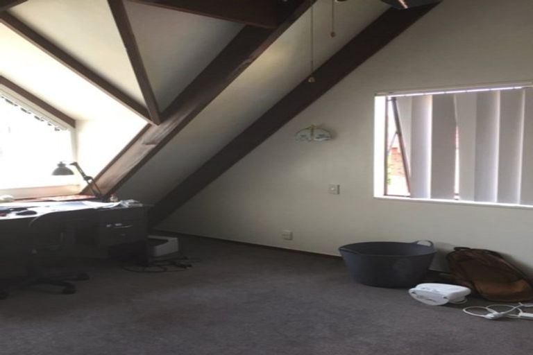 Photo of property in 87 Hillsborough Road, Hillsborough, Auckland, 1042