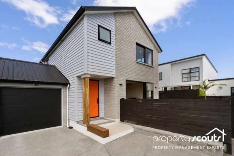 Photo of property in 27b Westgate Drive, Westgate, Auckland, 0614