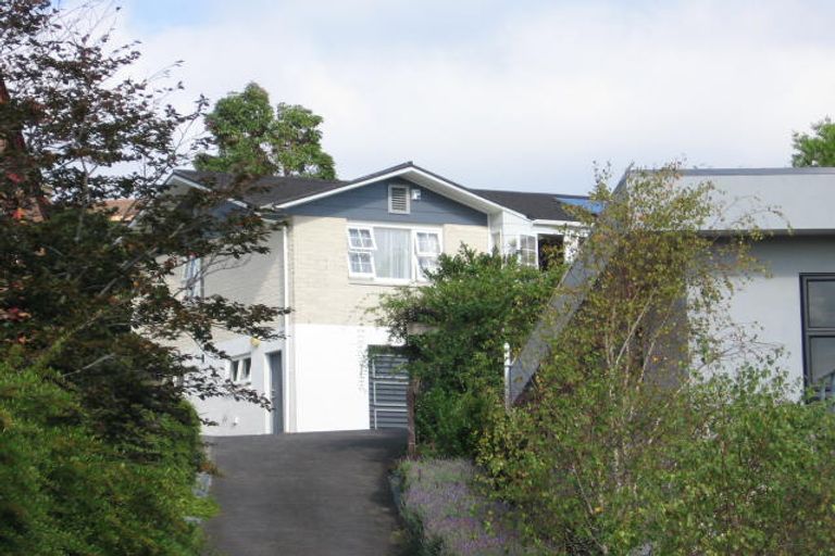 Photo of property in 22 Stapleford Crescent, Browns Bay, Auckland, 0630