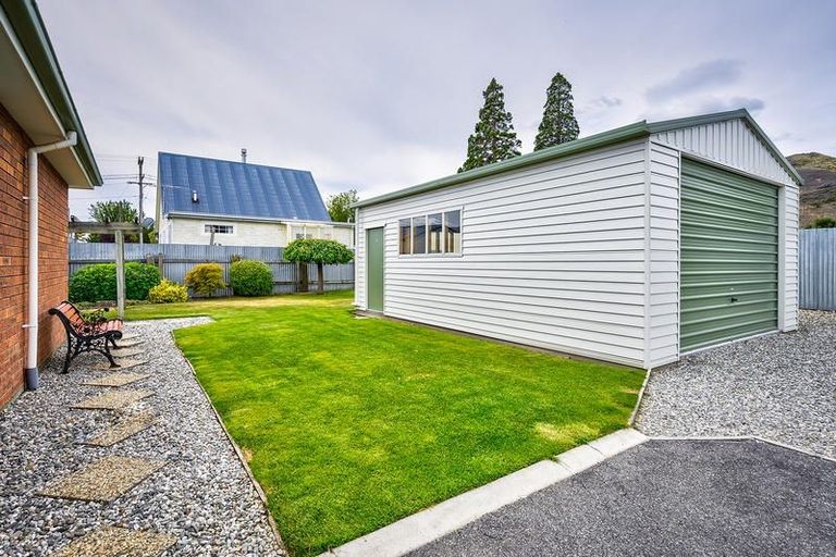 Photo of property in 64 Erris Street, Cromwell, 9310