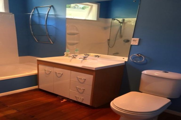 Photo of property in 97a Norton Park Grove, Waterloo, Lower Hutt, 5011