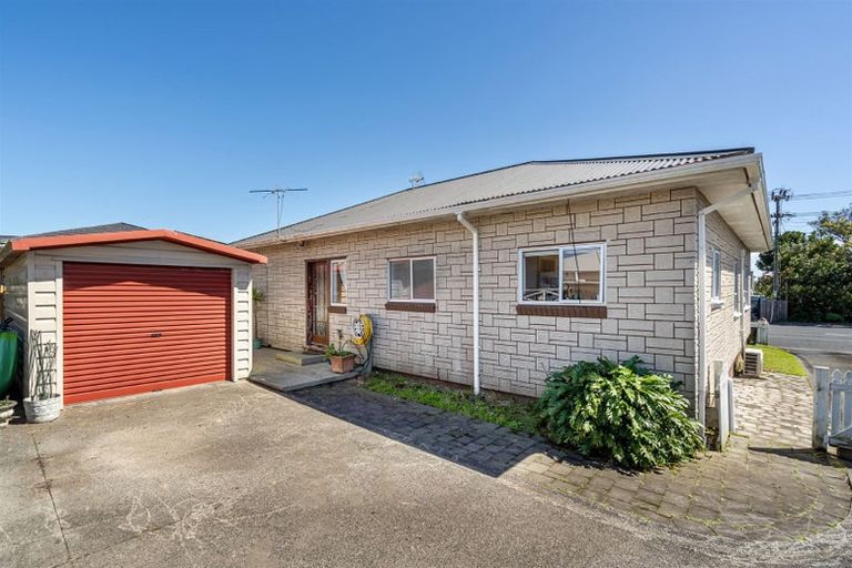 Photo of property in 93a Bayswater Avenue, Bayswater, Auckland, 0622