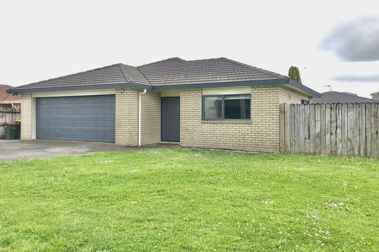 Photo of property in 100a Manuroa Road, Takanini, 2112