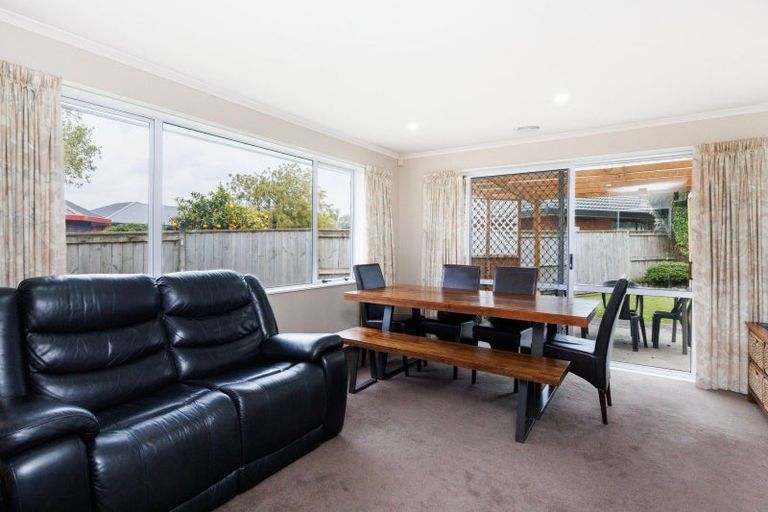 Photo of property in 34 Jefferson Crescent, Milson, Palmerston North, 4414