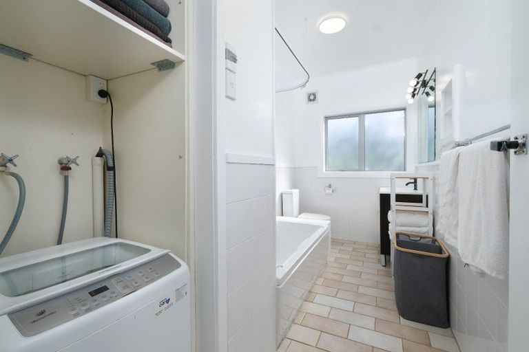 Photo of property in 305 Ravensbourne Road, Ravensbourne, Dunedin, 9022