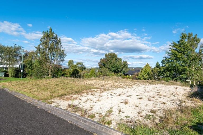 Photo of property in 100 Rimuvale Street, Pukehangi, Rotorua, 3015