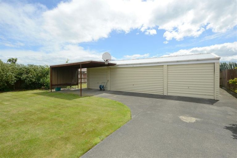 Photo of property in 797 Main North Road, Belfast, Christchurch, 8051