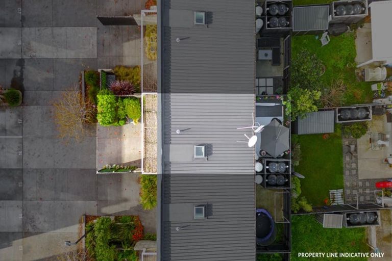 Photo of property in 10 Uku Lane, Hobsonville, Auckland, 0616