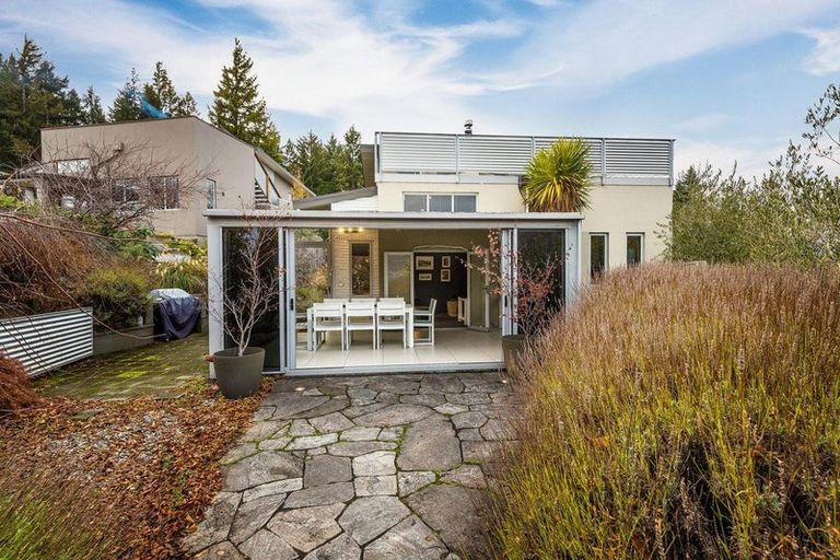 Photo of property in 31a Kings Drive, Wanaka, 9305