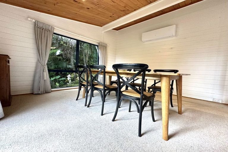 Photo of property in 98 Hadfield Street, Beach Haven, Auckland, 0626