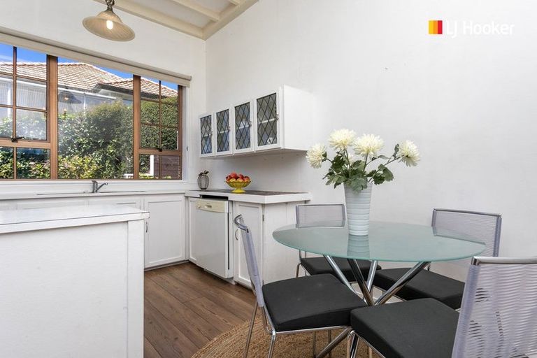 Photo of property in 38 Easther Crescent, Kew, Dunedin, 9012