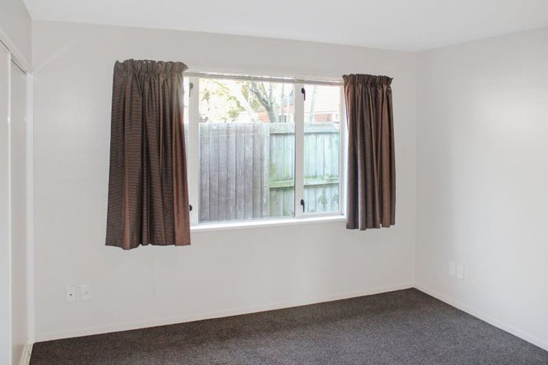 Photo of property in 1/12 York Tong Place, Addington, Christchurch, 8024