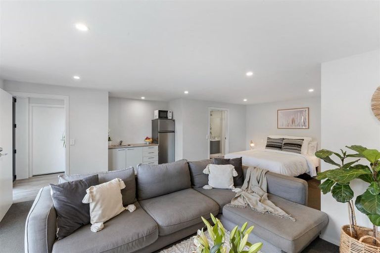 Photo of property in 1 Batsford Lane, Lower Shotover, Queenstown, 9371