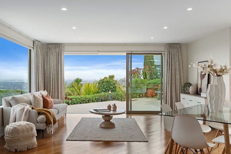 Photo of property in 5 Vista Place, Huntsbury, Christchurch, 8022