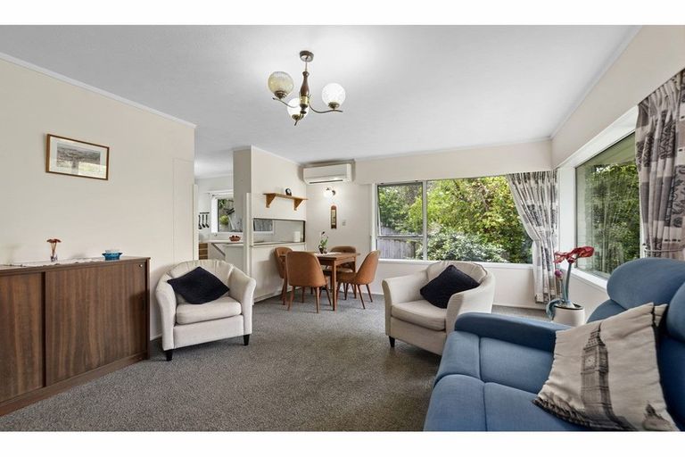 Photo of property in 1/39a Hebron Road, Waiake, Auckland, 0630
