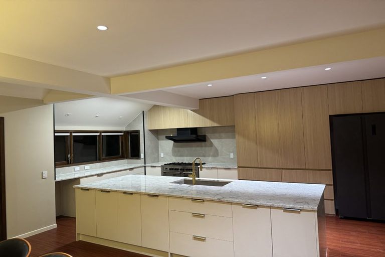 Photo of property in 70b Avonhead Road, Avonhead, Christchurch, 8042
