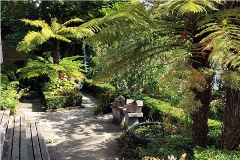 Photo of property in 1 Haines Terrace, Aro Valley, Wellington, 6021