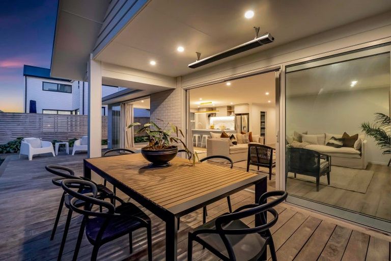 Photo of property in 4 Te Ara O Ngakeiha, Fitzroy, New Plymouth, 4312