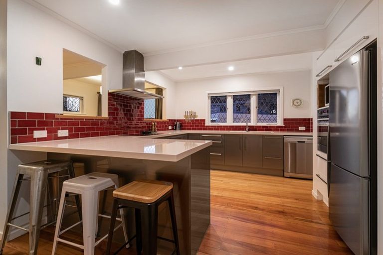 Photo of property in 1/42 Toroa Street, Torbay, Auckland, 0630