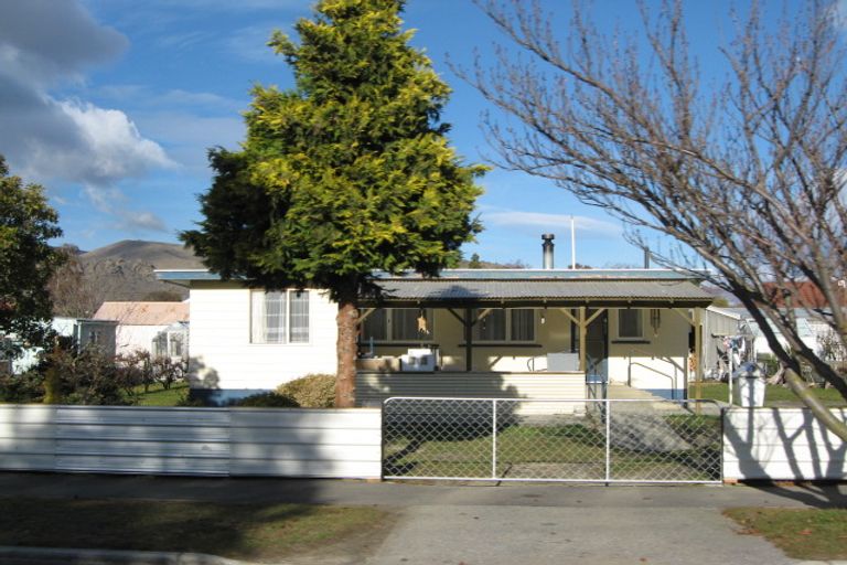 Photo of property in 28 Horace Street, Cromwell, 9310