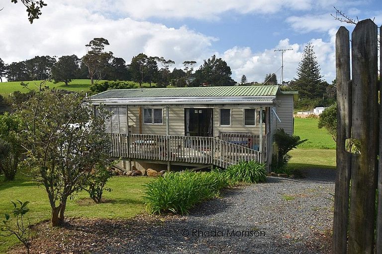 Photo of property in 13 Goebel Street, Tinopai, 0593