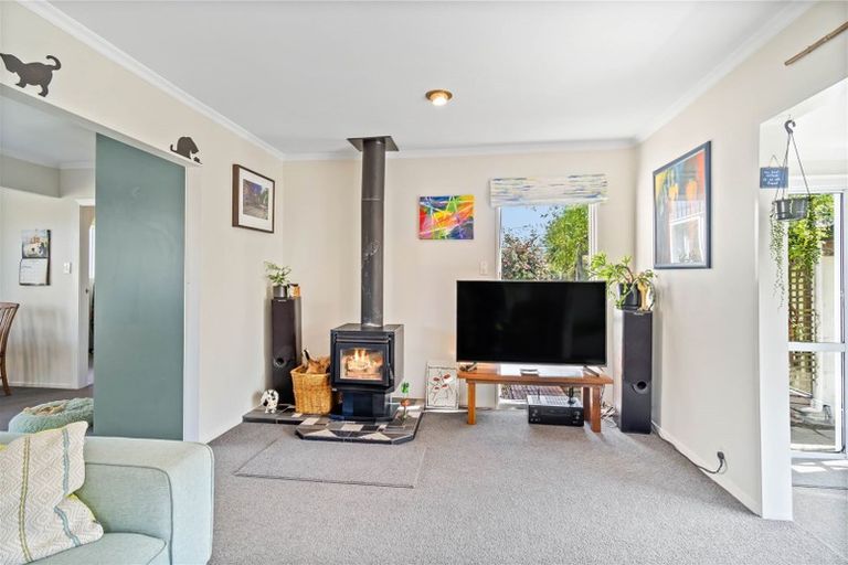 Photo of property in 26 Ashwood Street, Parklands, Christchurch, 8083