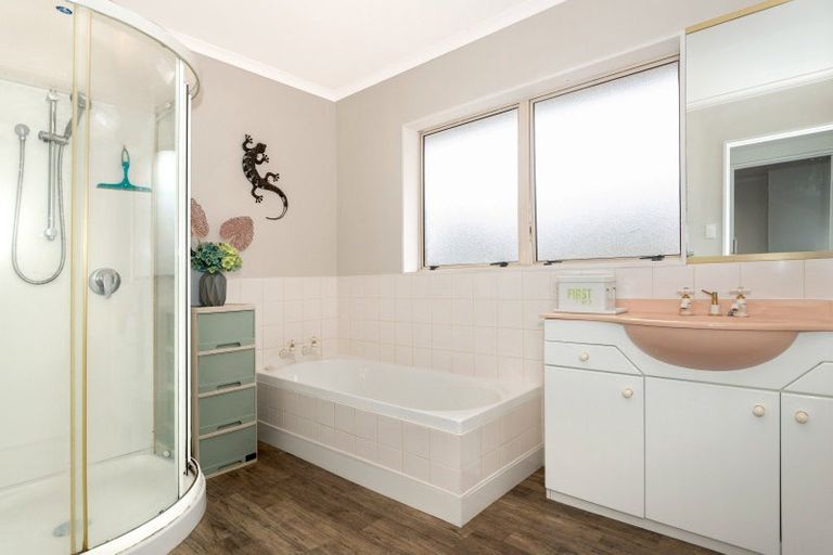 Photo of property in 6 Island Road, Whataupoko, Gisborne, 4010