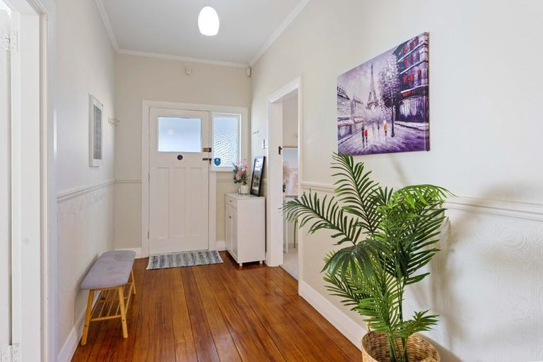 Photo of property in 21 Dunstan Street, Otaki, 5512