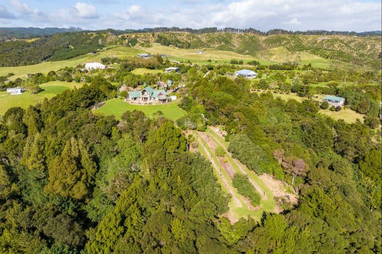 Photo of property in 429 Glenmohr Road, Waipu, 0582