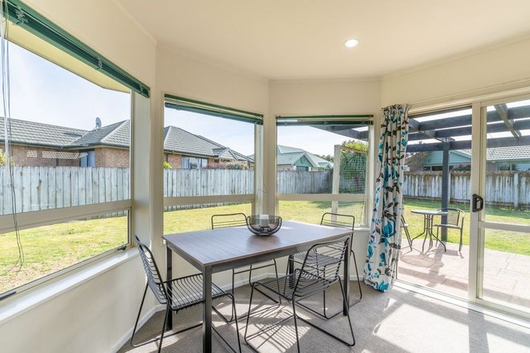 Photo of property in 39 Spackman Crescent, Paraparaumu, 5032