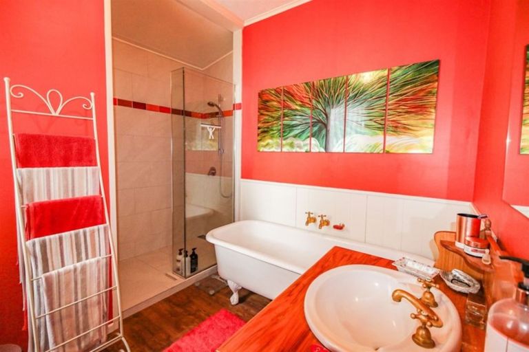 Photo of property in 102 Matarawa Valley Road, Okoia, Whanganui, 4582