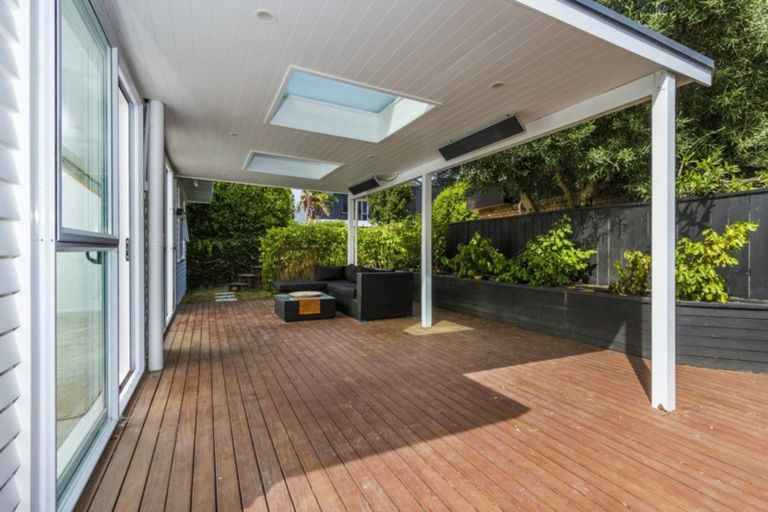 Photo of property in 234 Hurstmere Road, Takapuna, Auckland, 0622