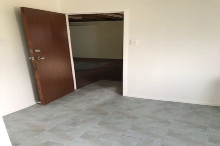 Photo of property in 26 Ferry Parade, Herald Island, Auckland, 0618