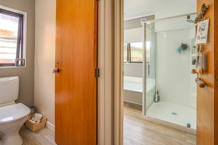 Photo of property in 2/38 Martin Street, Monaco, Nelson, 7011