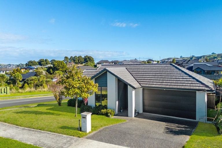 Photo of property in 15 Helenvale Crescent, Pokeno, 2402