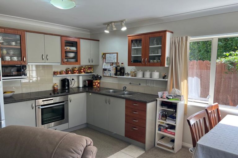 Photo of property in 40 Point View Drive, East Tamaki Heights, Auckland, 2016