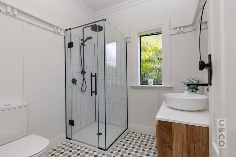 Photo of property in 855 State Highway 16, Waimauku, 0812