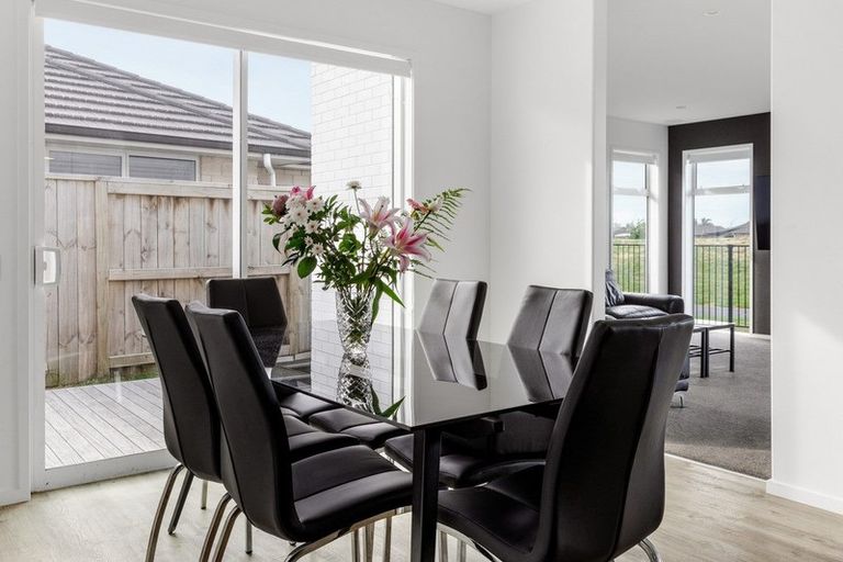 Photo of property in 4 Jeffs Way, Papamoa Beach, Papamoa, 3118