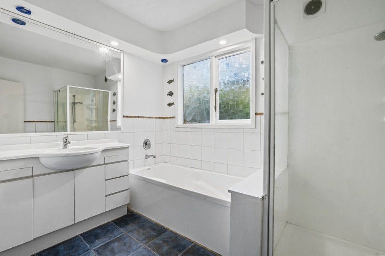 Photo of property in 451 Stokes Valley Road, Stokes Valley, Lower Hutt, 5019