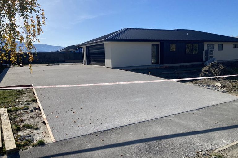 Photo of property in 9 Pisa Moorings Road, Mount Pisa, Cromwell, 9383