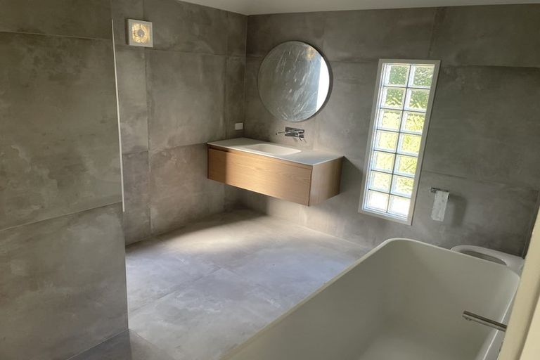 Photo of property in 1/12 Aotearoa Terrace, Murrays Bay, Auckland, 0630