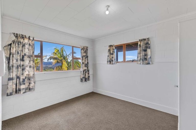 Photo of property in 204 Don Buck Road, Massey, Auckland, 0614
