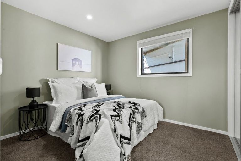 Photo of property in 26 Eugenia Rise, Totara Heights, Auckland, 2105