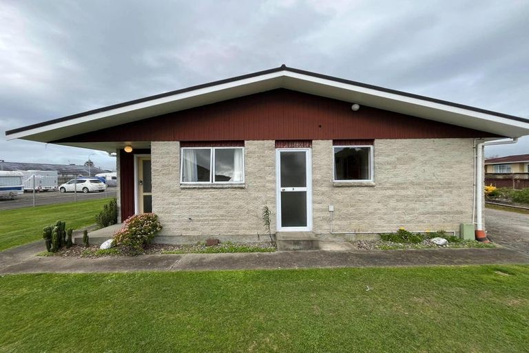 Photo of property in 44 Cambridge Street, Levin, 5510