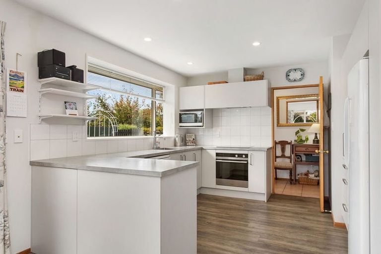 Photo of property in 2/26 Studholme Street, Somerfield, Christchurch, 8024