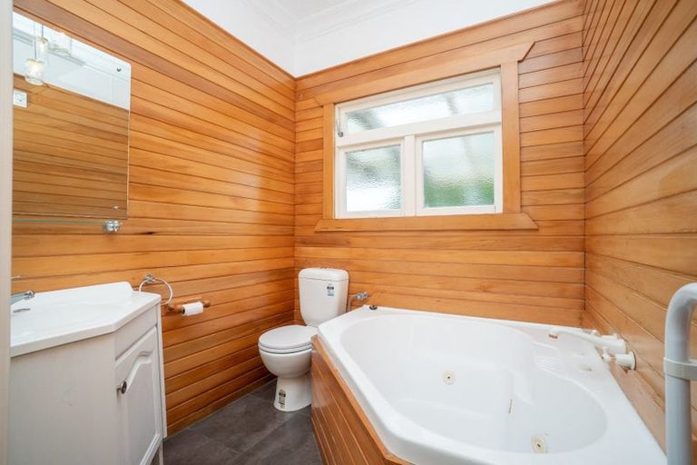 Photo of property in 31 Rata Street, Roslyn, Palmerston North, 4414